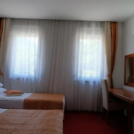 Mujanic Sarajevo 4*